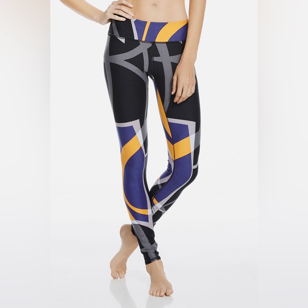 Fabletics Define Power Hold Leggings‎ Size Medium